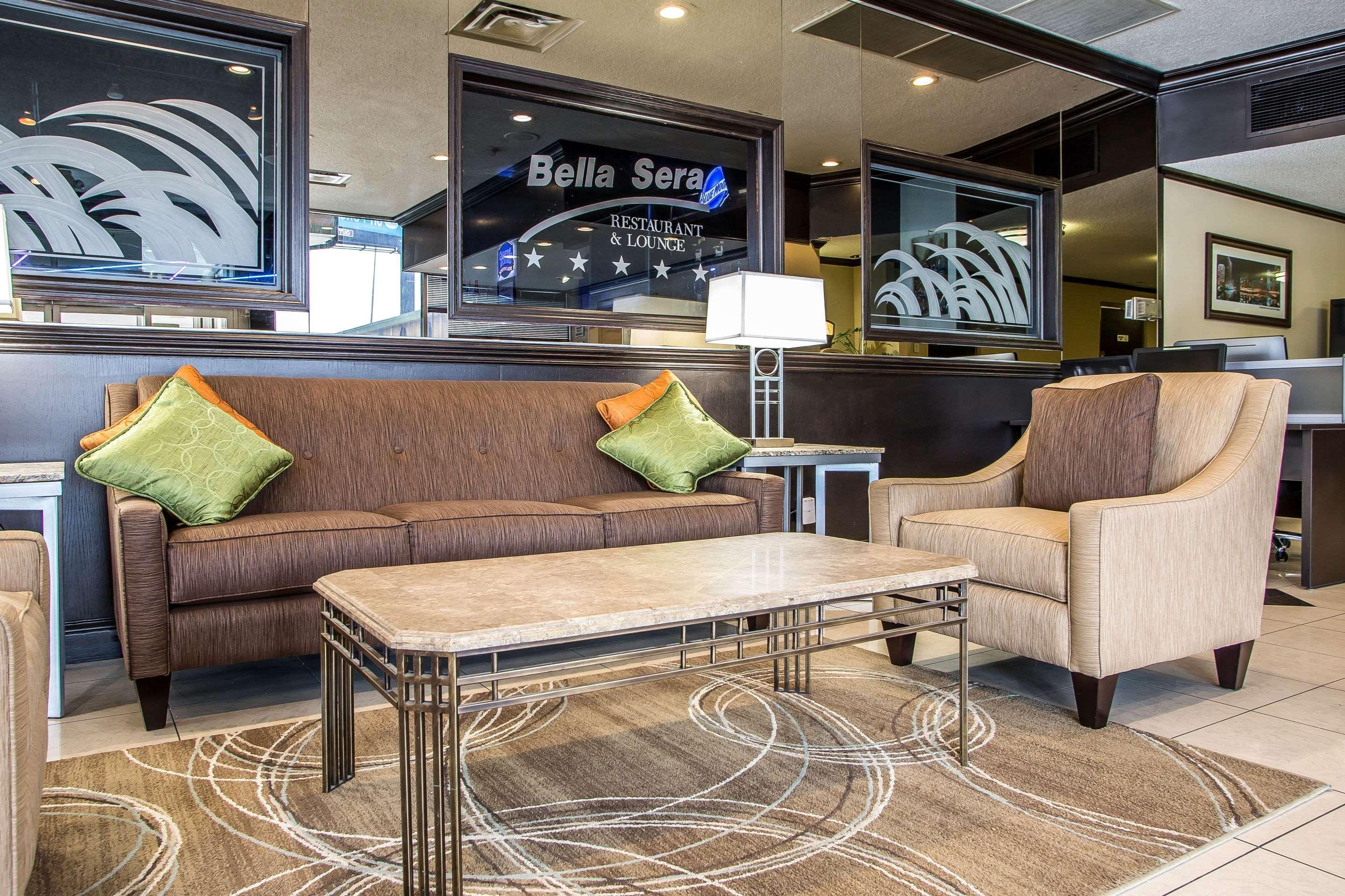 Quality Inn O'Hare Airport Schiller Park Екстериор снимка