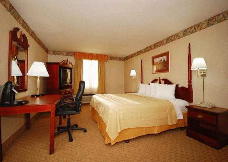Quality Inn O'Hare Airport Schiller Park Екстериор снимка